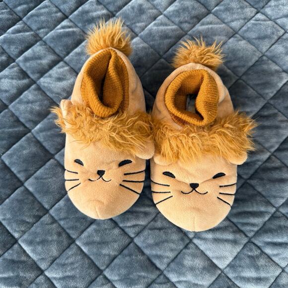 Toddler slippers lion size 7/8 - Picture 1 of 2
